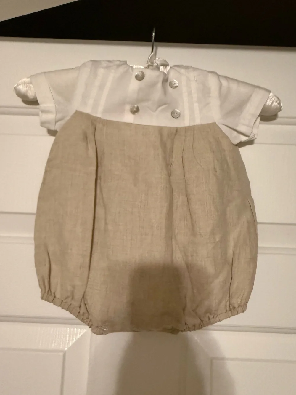 Carriage Boutique Baby Boy Linen Pleated Bubble Romper White Tan Size 9M